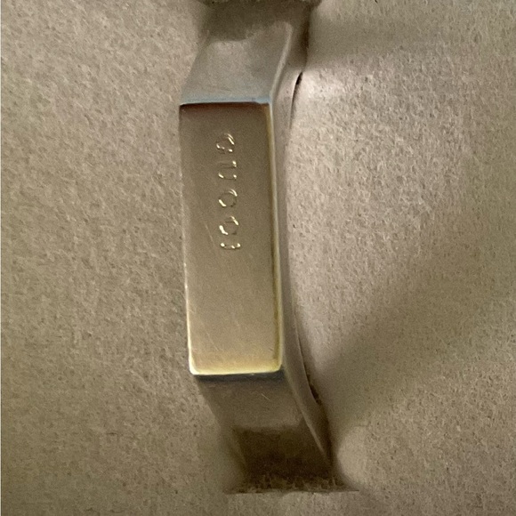 Gucci Limited Edition Hexagonal Ring - Picture 2 of 9